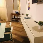 Charme Holidays Trastevere 3 *